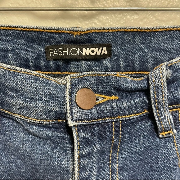 Fashion Nova ‘I got it from my momma’ Jeans Dark Denim Size 7 - Picture 4 of 7